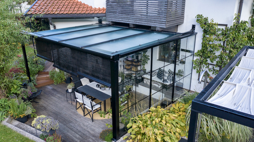 B&W Glasbau Kirchbichl Glasdach Sicherheit Teilvorgespanntenglas Terrassenüberdachung
