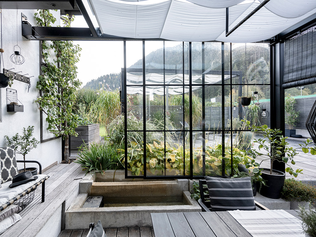 B&W Glasbau Kirchbichl Verglasung Glastür Schiebetür Trennelement Terrasse